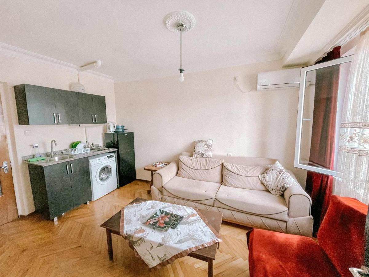 Naira Apartment Батумі Екстер'єр фото
